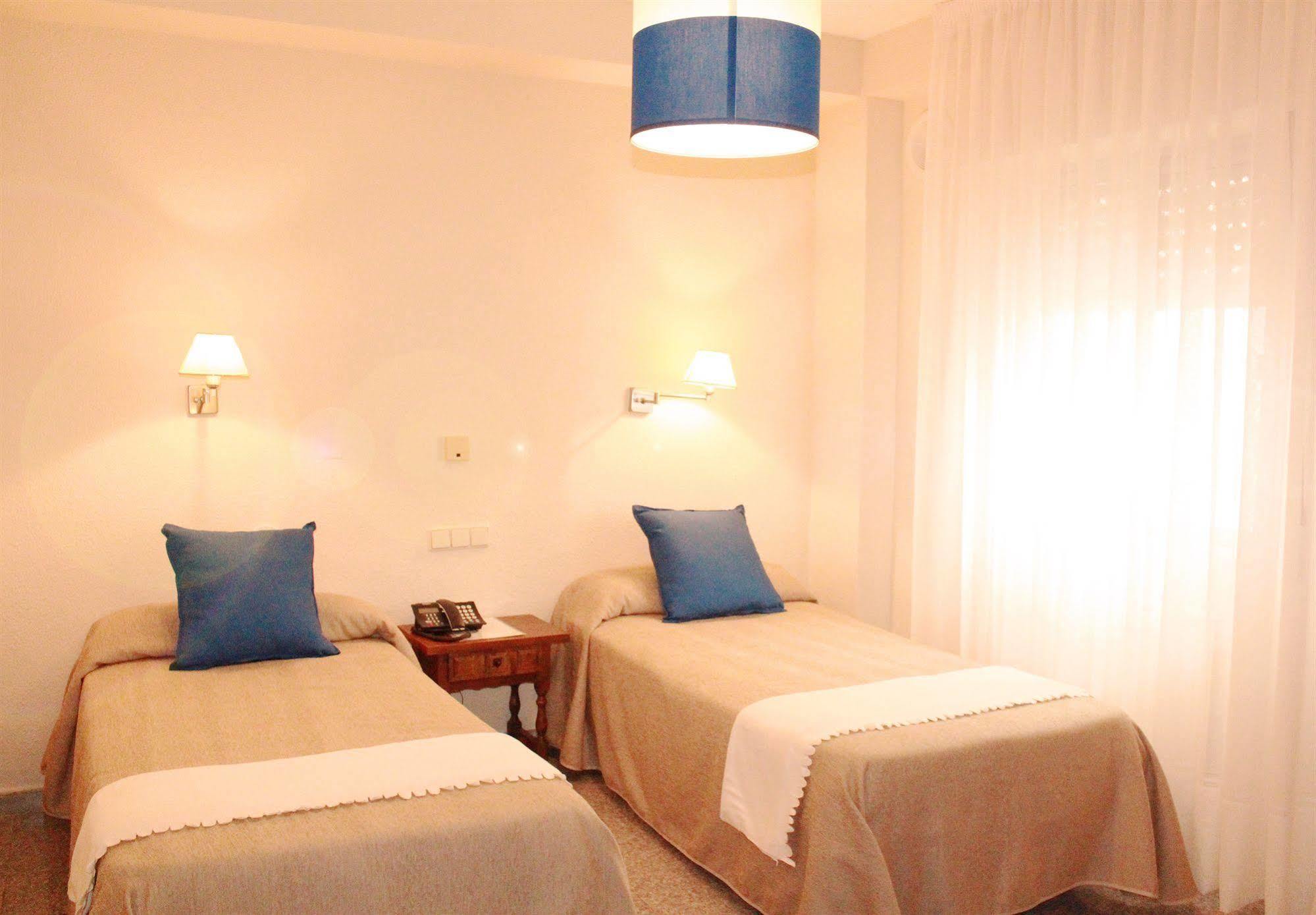 Hotel La Paz Úbeda Esterno foto